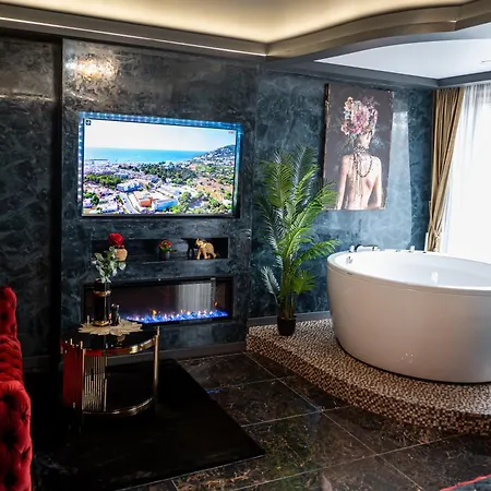 Amj Royal - 115 - Black Rubby Lägenhet *